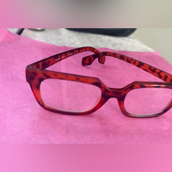 Tortoiseshell Women's Glasses - Picture 4 of 5